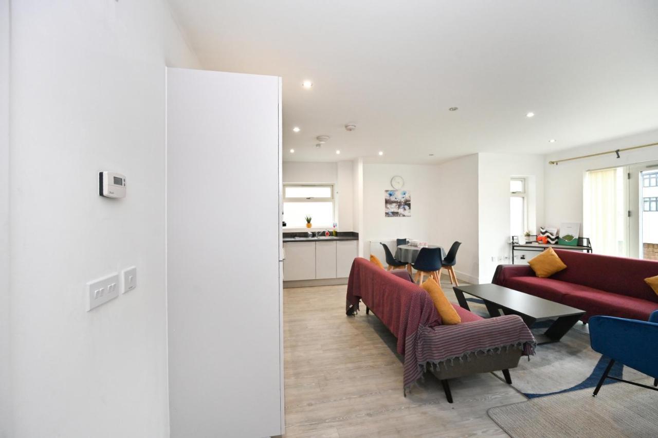 Apartment Luxury 2bedroom - 2bath - Prime Location - Patio