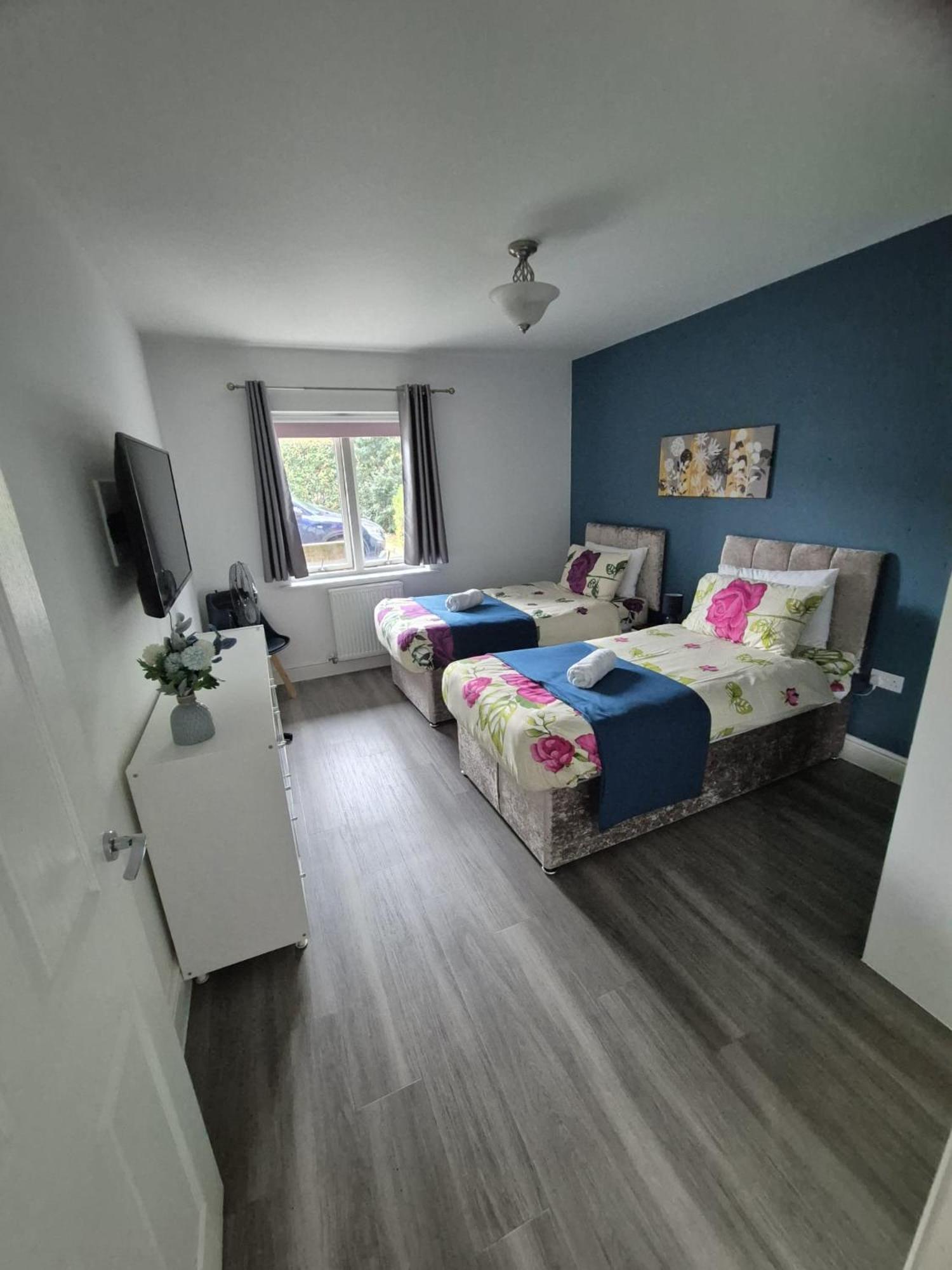 Apartment Luxury 2bedroom - 2bath - Prime Location - Patio
