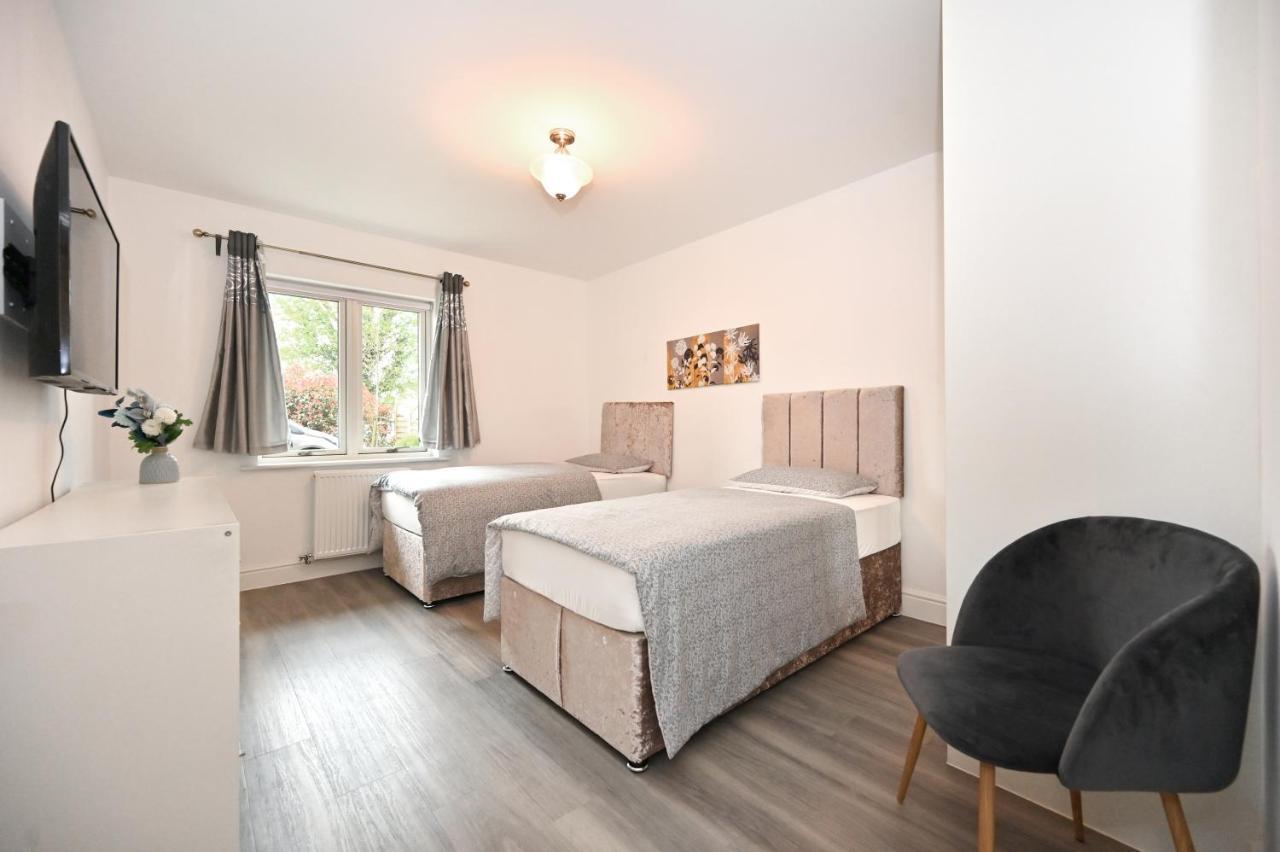 Luxury 2bedroom - 2bath - Prime Location - Patio Harrow on the Hill