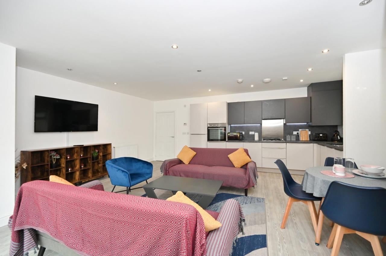 Apartment Luxury 2bedroom - 2bath - Prime Location - Patio *